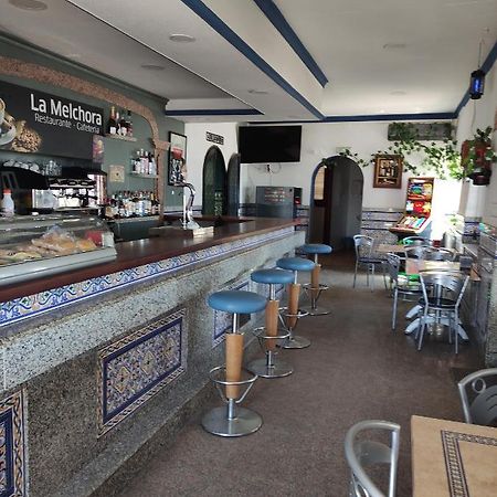 Hostal Restaurante Bar Cafeteria La Melchora Posadas Ngoại thất bức ảnh