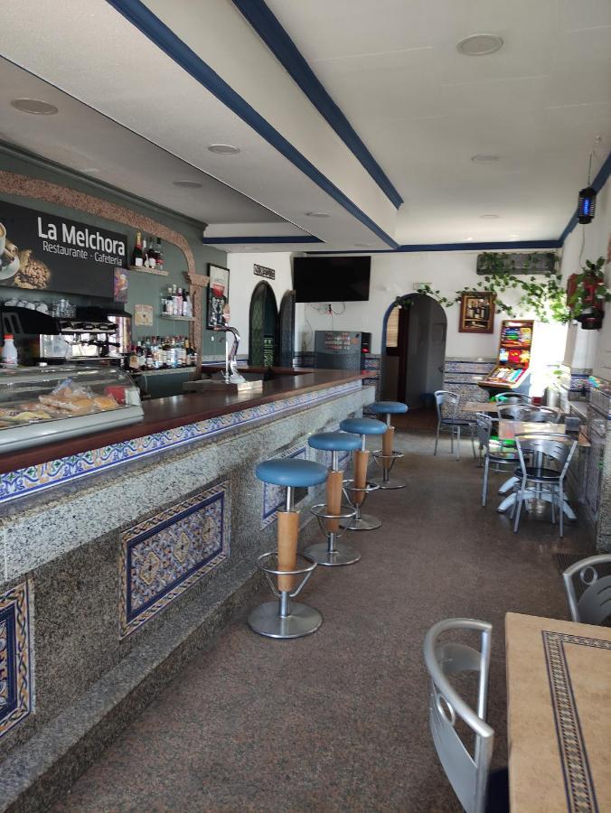 Hostal Restaurante Bar Cafeteria La Melchora Posadas Ngoại thất bức ảnh
